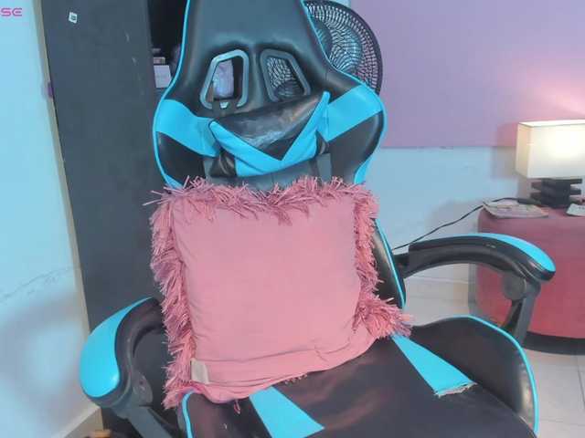 MariaFoxx live cam on BongaCams