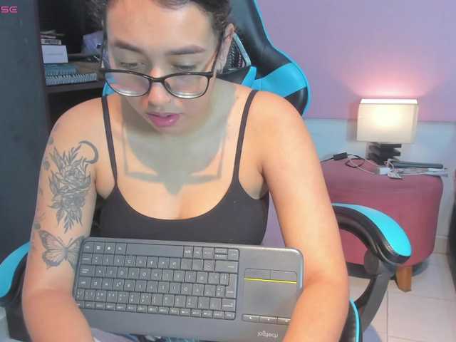 MariaFoxx live cam on BongaCams