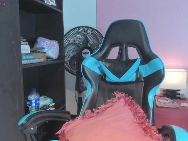 MariaFoxx live cam on BongaCams