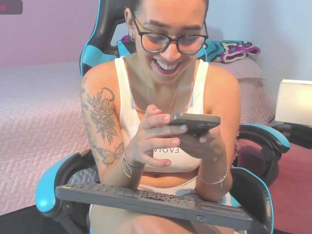 MariaFoxx live cam on BongaCams