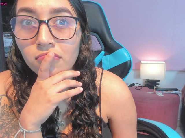 MariaFoxx live cam on BongaCams