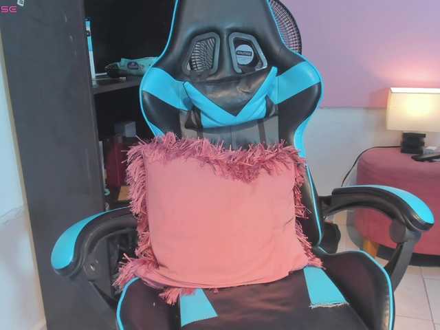 MariaFoxx live cam on BongaCams