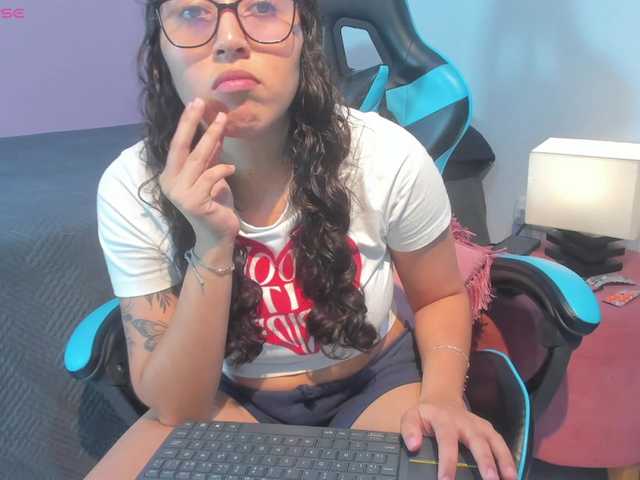 MariaFoxx live cam on BongaCams