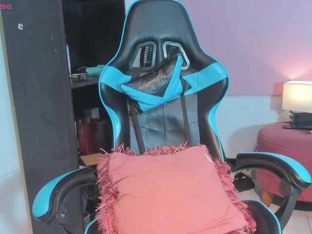 MariaFoxx live cam on BongaCams