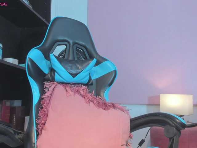 MariaFoxx live cam on BongaCams