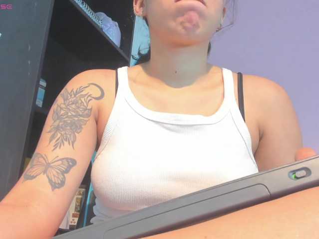 MariaFoxx live cam on BongaCams