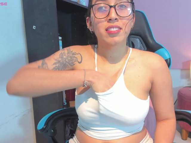 MariaFoxx live cam on BongaCams