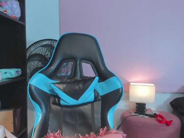 MariaFoxx live cam on BongaCams