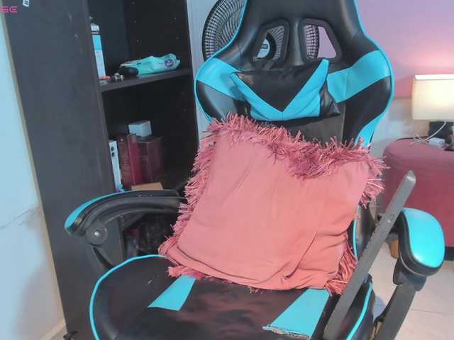 MariaFoxx live cam on BongaCams