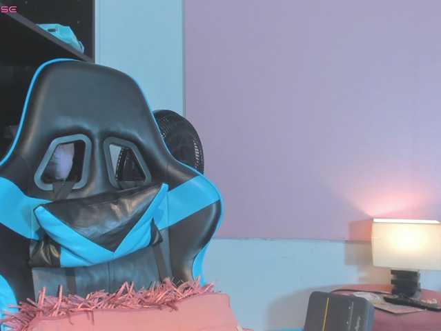 MariaFoxx, en directo ahora en BongaCams