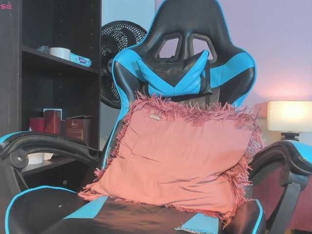 MariaFoxx live cam on BongaCams