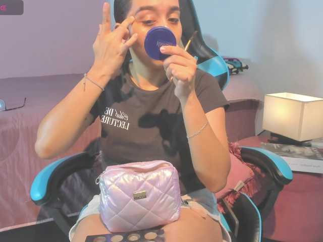 MariaFoxx live cam on BongaCams