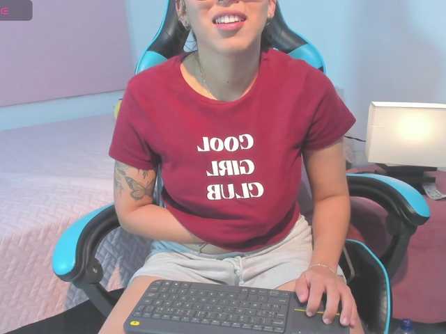 MariaFoxx live cam on BongaCams