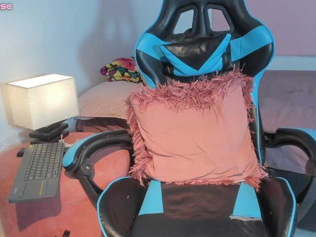 MariaFoxx live cam on BongaCams