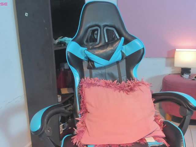 MariaFoxx live cam on BongaCams