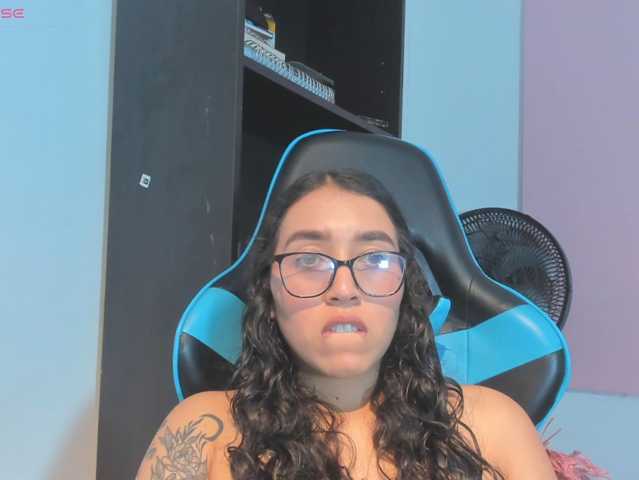 MariaFoxx live cam on BongaCams