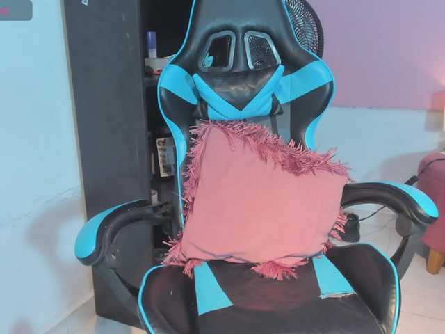 MariaFoxx live cam on BongaCams