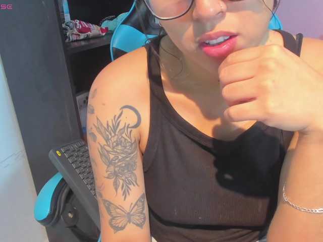 MariaFoxx live cam on BongaCams