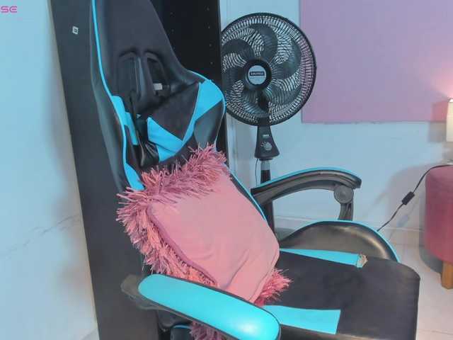 MariaFoxx live cam on BongaCams