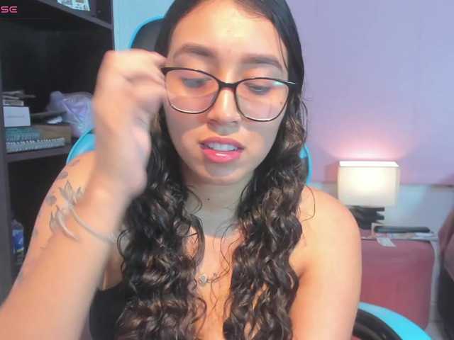 MariaFoxx live cam on BongaCams