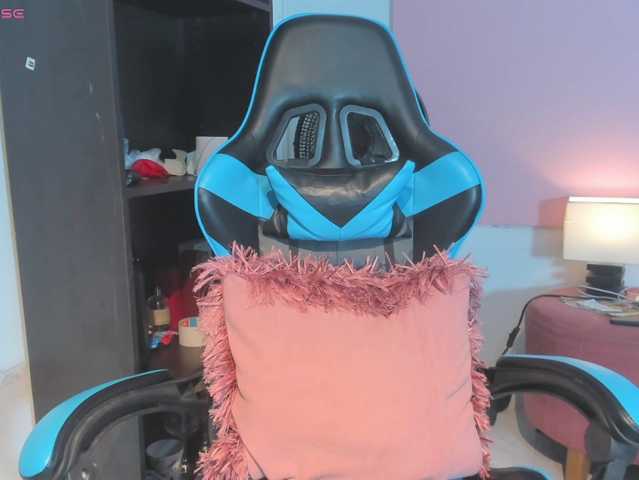 MariaFoxx live cam on BongaCams