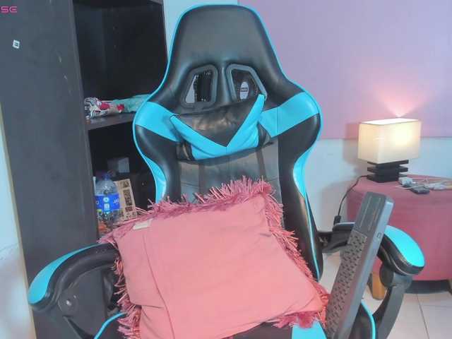 MariaFoxx live cam on BongaCams