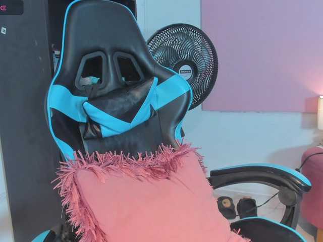 MariaFoxx live cam preview
