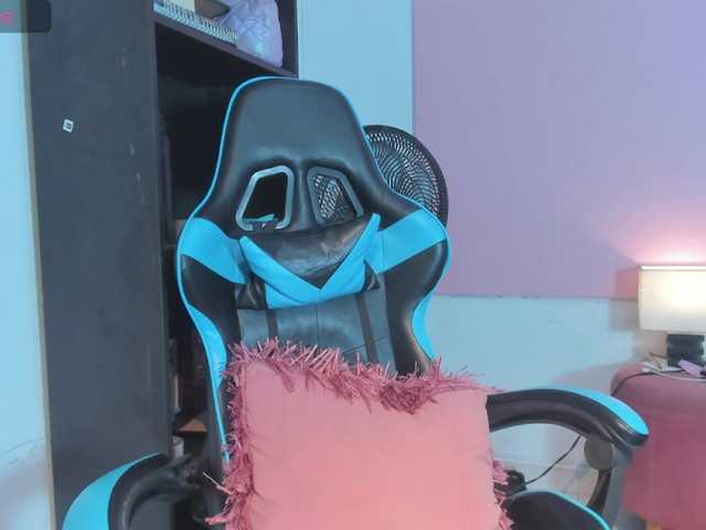 MariaFoxx live cam on BongaCams