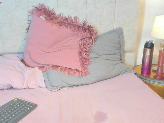 MariaFoxx's BongaCams show and profile