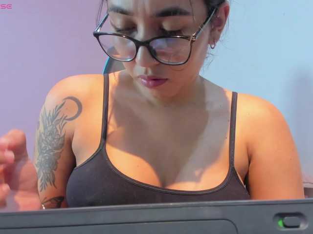 MariaFoxx live webcam show