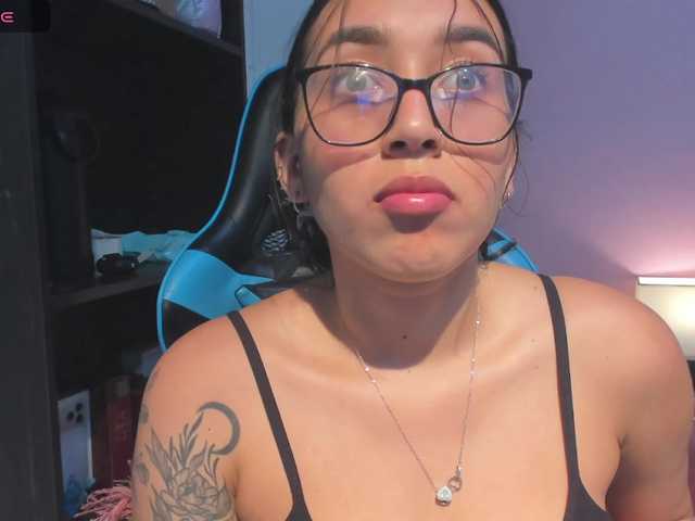 MariaFoxx live cam on BongaCams