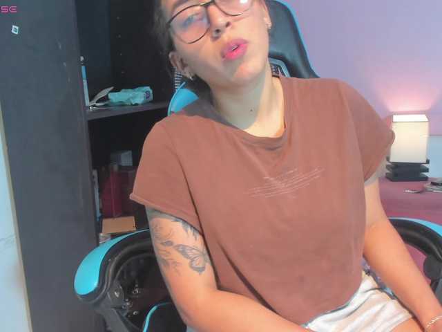 MariaFoxx live cam on BongaCams