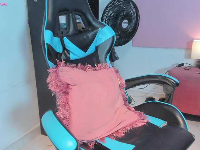 MariaFoxx live cam on BongaCams