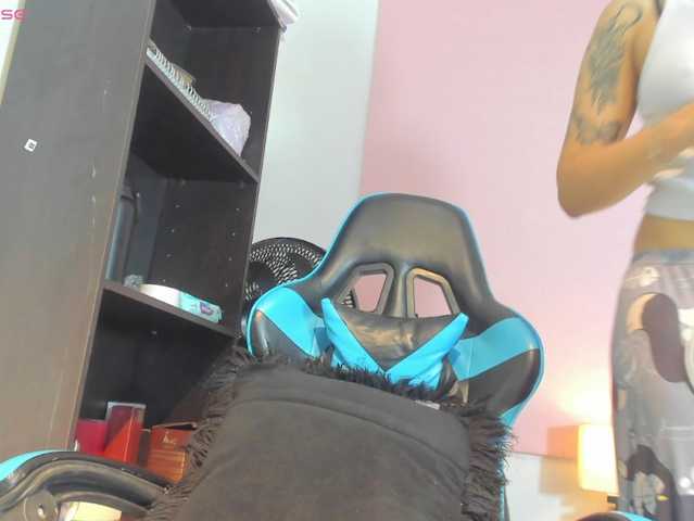 MariaFoxx live cam on BongaCams
