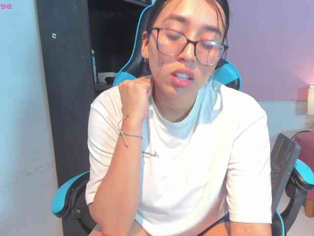 MariaFoxx webcam