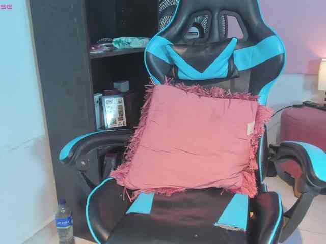 MariaFoxx webcam