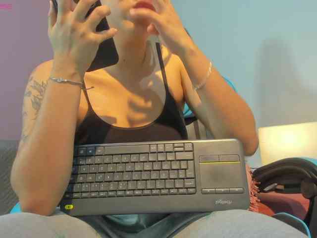 MariaFoxx webcam
