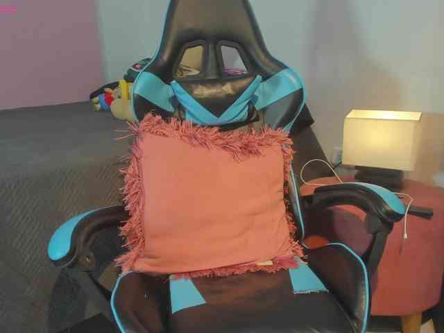 MariaFoxx webcam