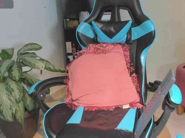 MariaFoxx webcam