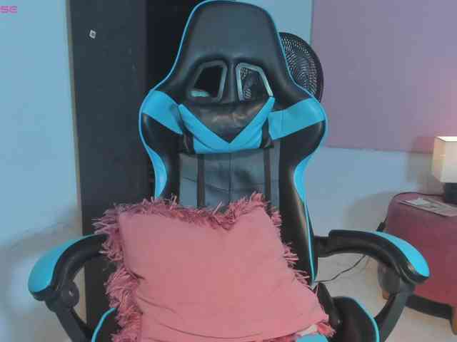 MariaFoxx webcam