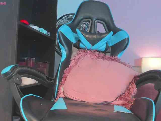 MariaFoxx webcam