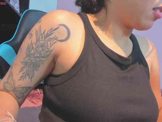 MariaFoxx webcam