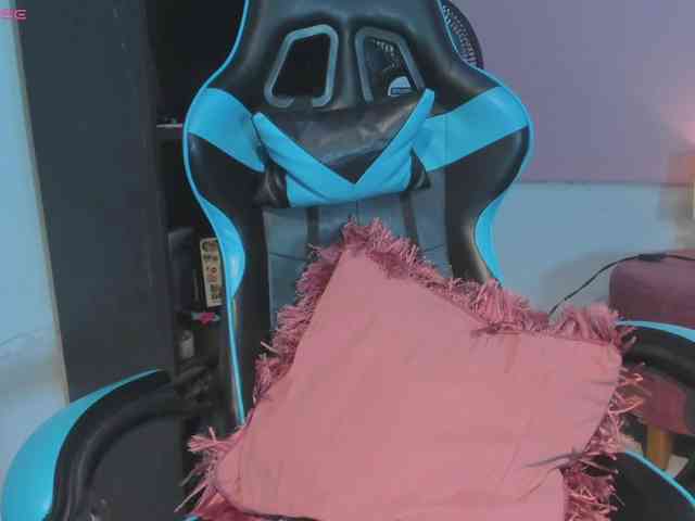 MariaFoxx webcam