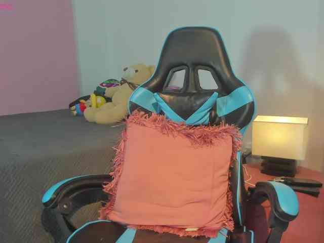 MariaFoxx webcam