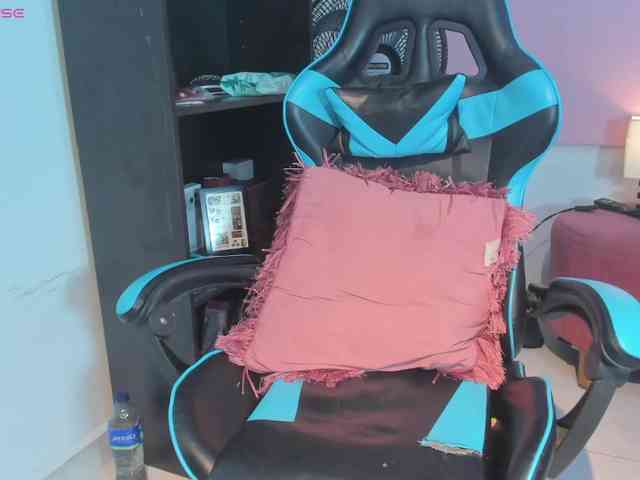MariaFoxx webcam