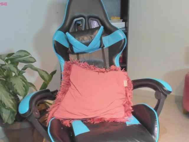 MariaFoxx webcam