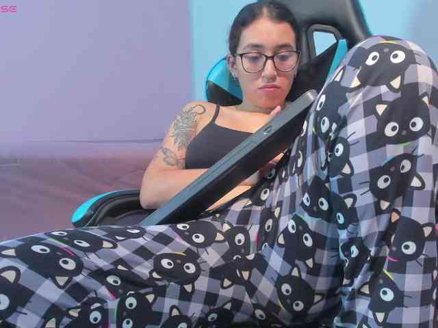 MariaFoxx webcam