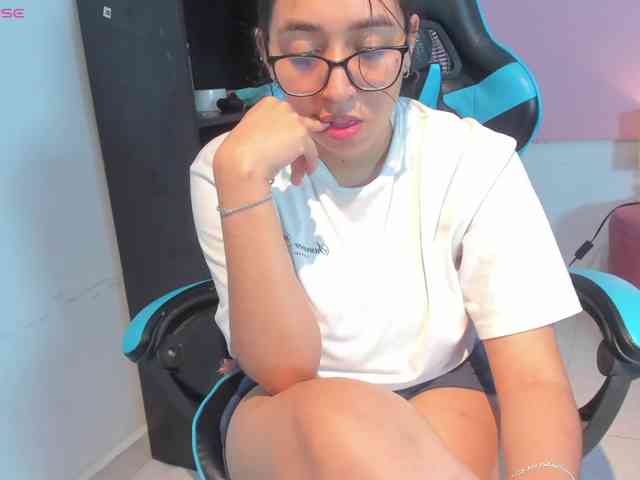 MariaFoxx webcam