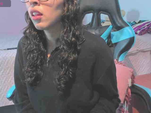 MariaFoxx webcam