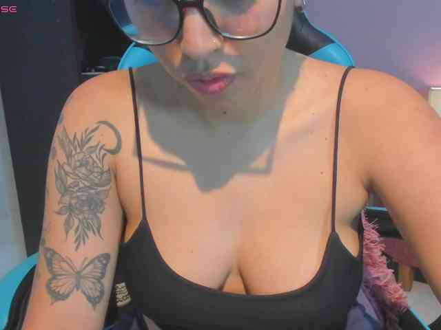 MariaFoxx webcam